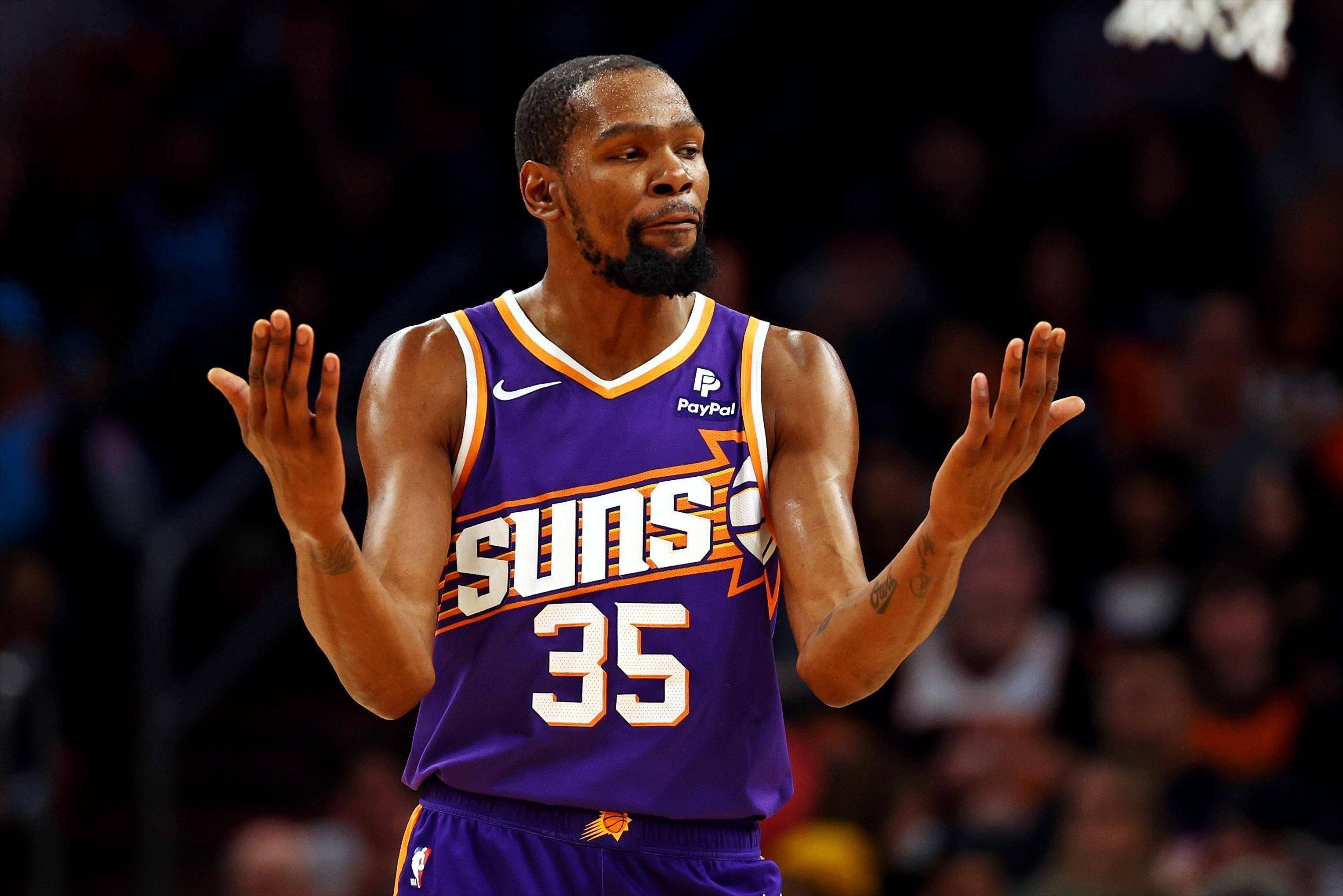 因此比赛更 因此比赛更